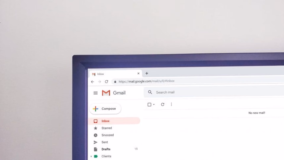 opening up your email to send an email withdrawing yourself from consideration from a job