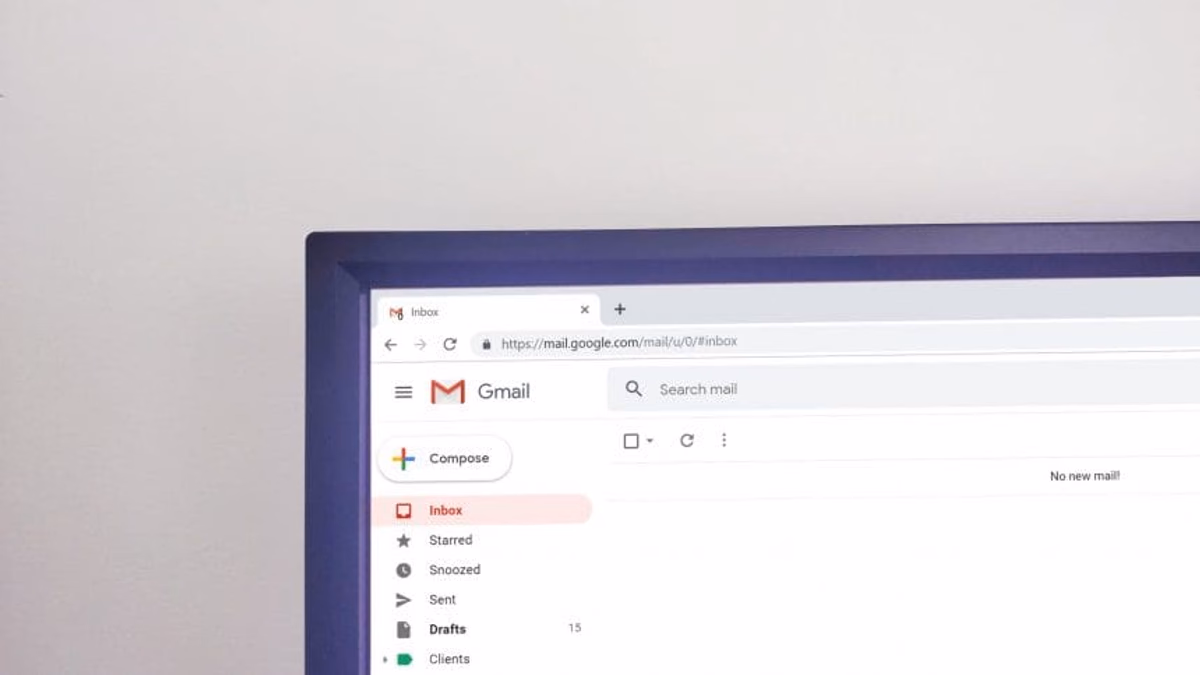 opening up your email to send an email withdrawing yourself from consideration from a job