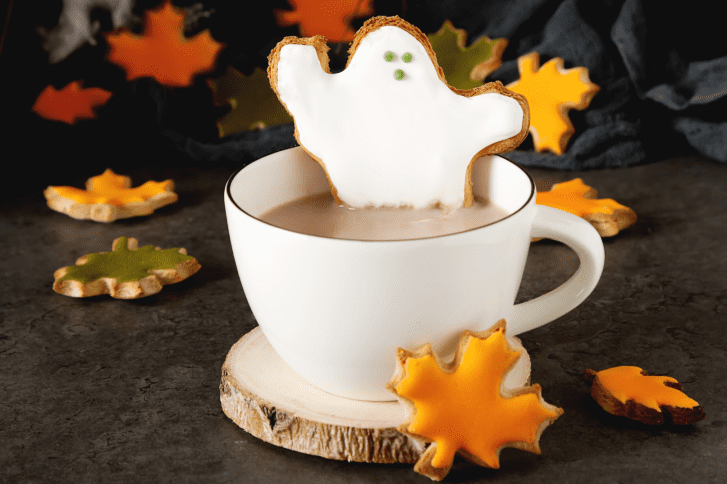 Sometimes not hearing anything at all can feel even worse than getting a job rejection email. Candidates often assume that they're being "ghosted" because they weren't a good fit for the position. But more often than not, it’s not the candidate’s fault that the employer is taking so long to respond. There’s a lot of working behind the scenes that goes into hiring that might take longer than a candidate expects. Rather than refresh your inbox every few minutes, quell some of those job search fears by remembering some of these factors that could delay hearing back from a prospective employer.