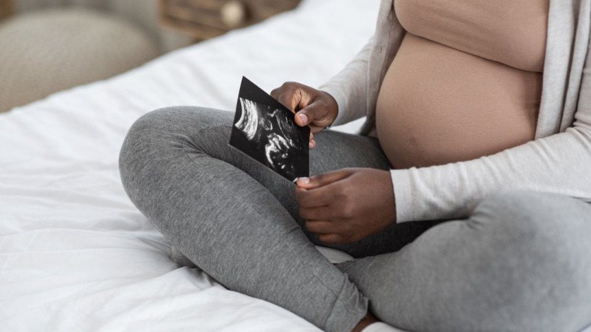 New York is the #2 state with the fewest people living in maternal health care deserts