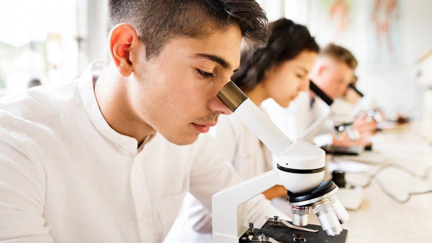 Students&rsquo; skills and interest in science tumble in first post-COVID-19 test
