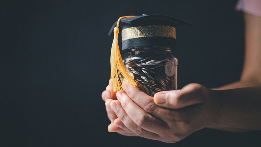 Loan demands rise as new study reveals roughly 3 in 4 students feel financially insecure